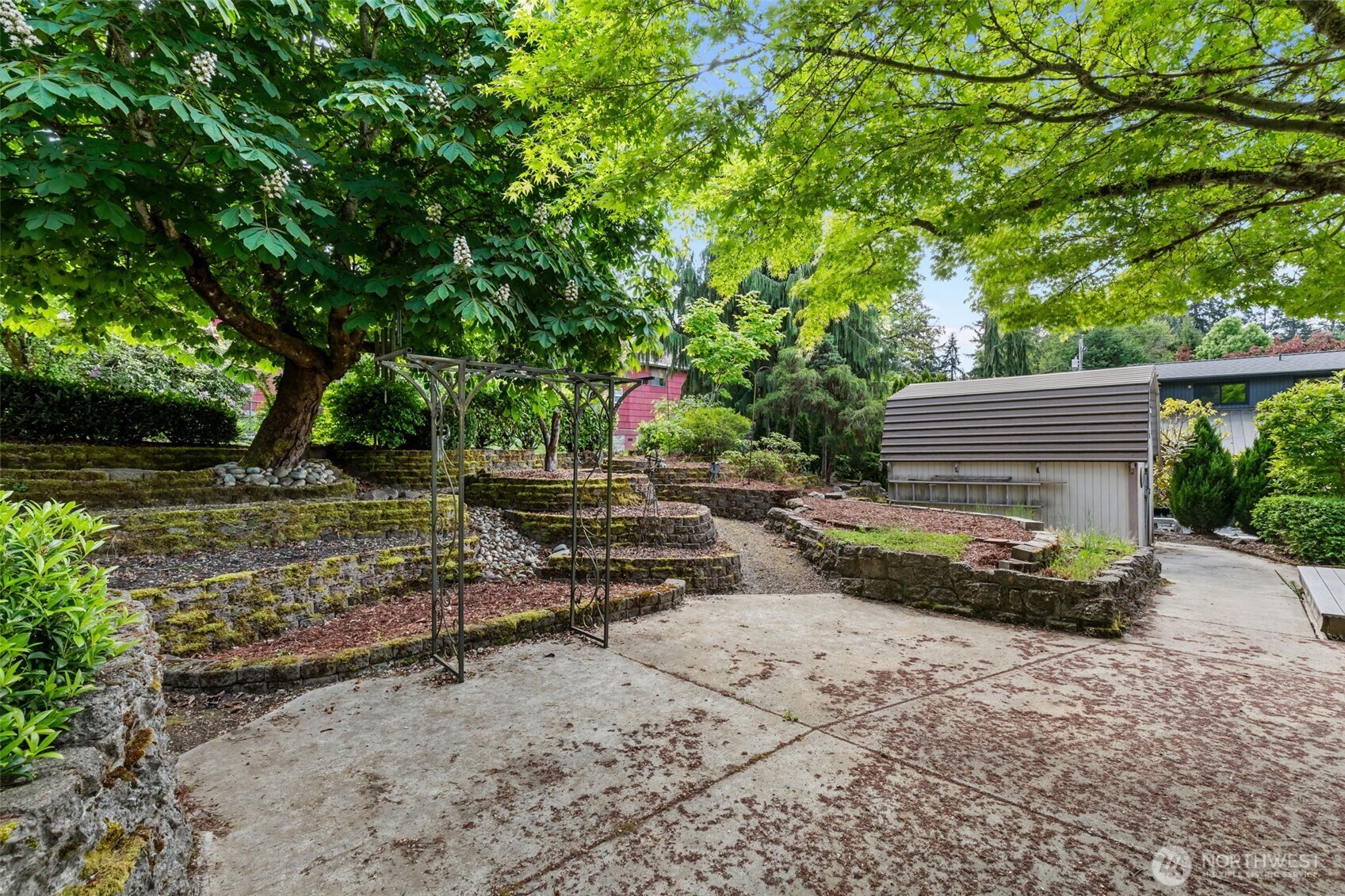 8111 NE 157th Kenmore WA 98028