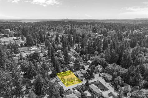 8111 NE 157th Kenmore WA 98028