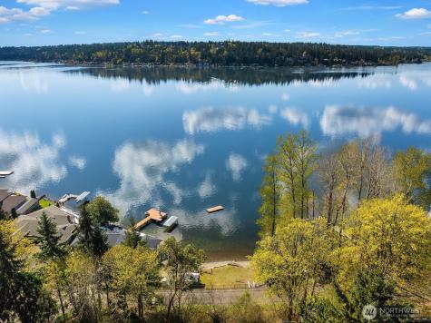 1650 204th Avenue NE Sammamish WA 98074