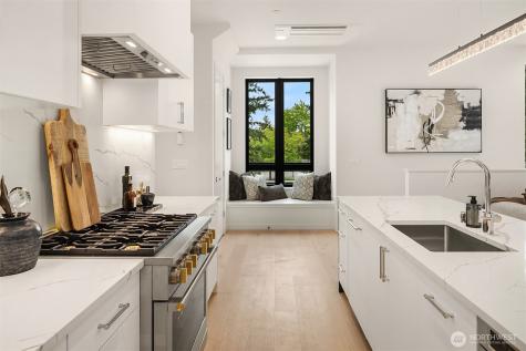 286 118th Avenue SE Bellevue WA 98005