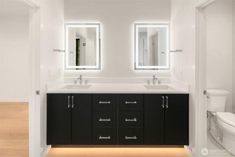 286 118th Avenue SE Bellevue WA 98005