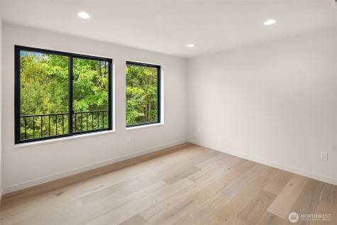 286 118th Avenue SE Bellevue WA 98005