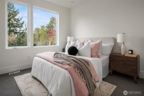 138 8th Court Kirkland WA 98033