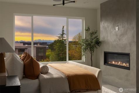 138 8th Court Kirkland WA 98033