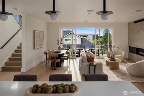 138 8th Court Kirkland WA 98033