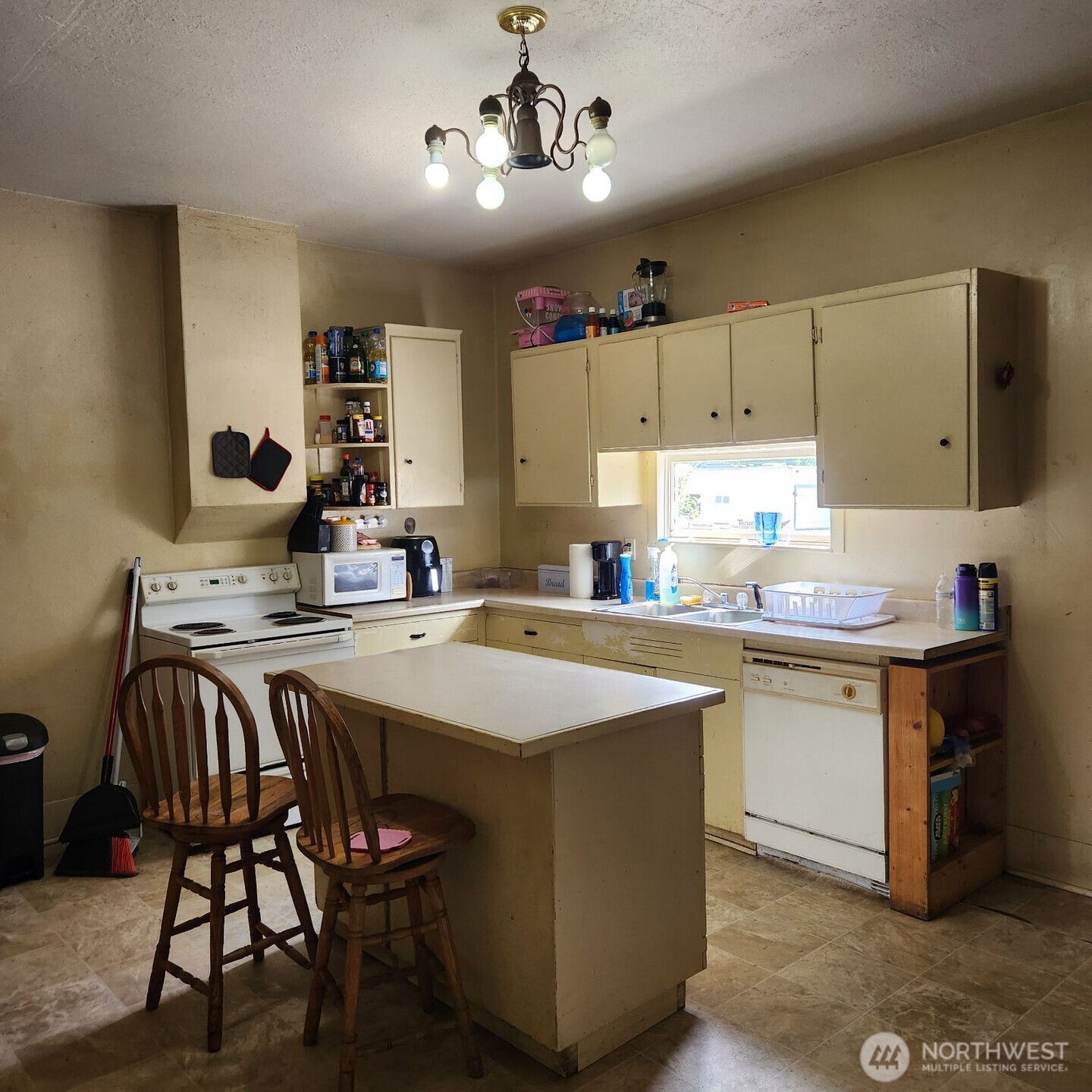 252 4th Street Morton WA 98356