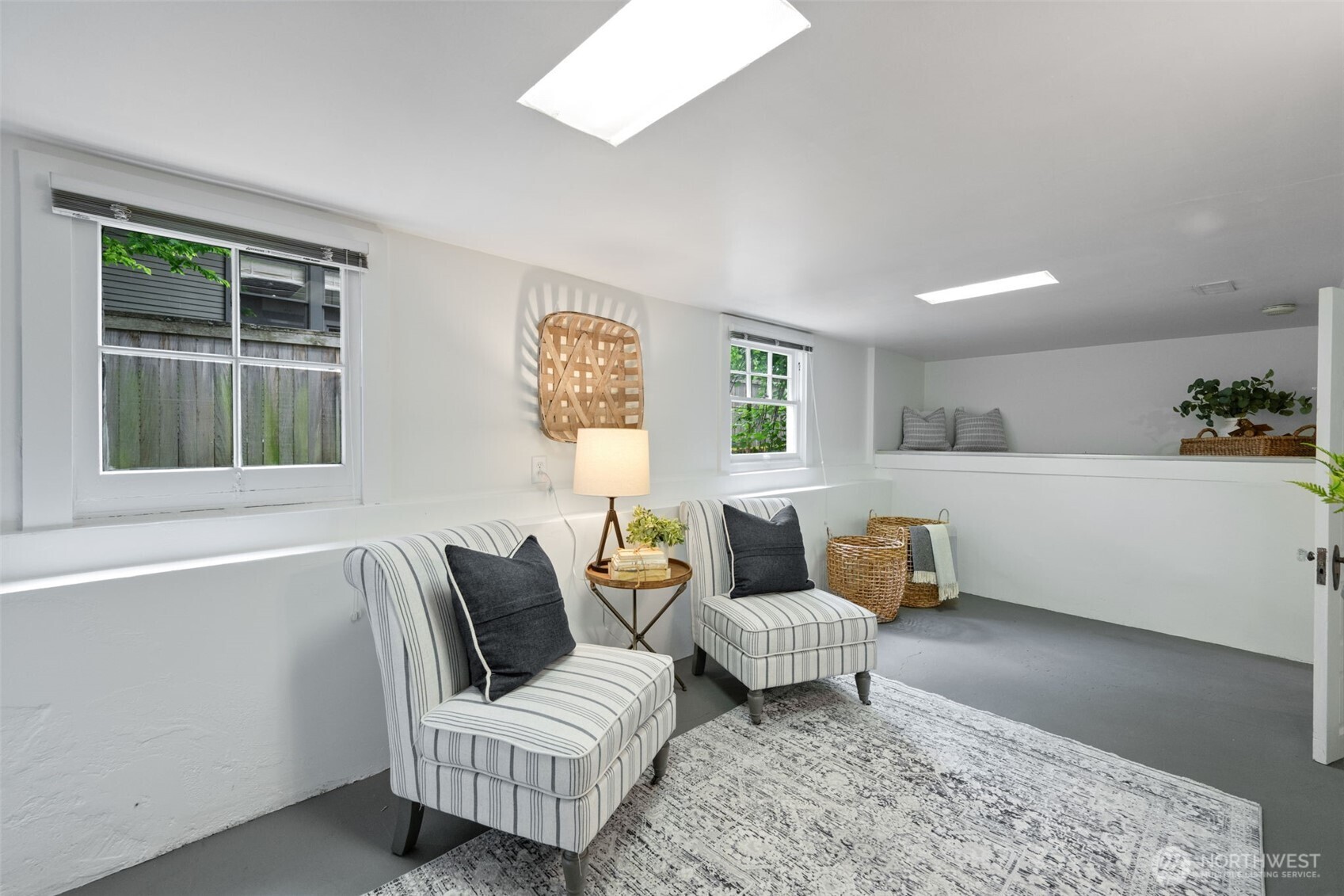 828 24th Avenue Seattle WA 98122