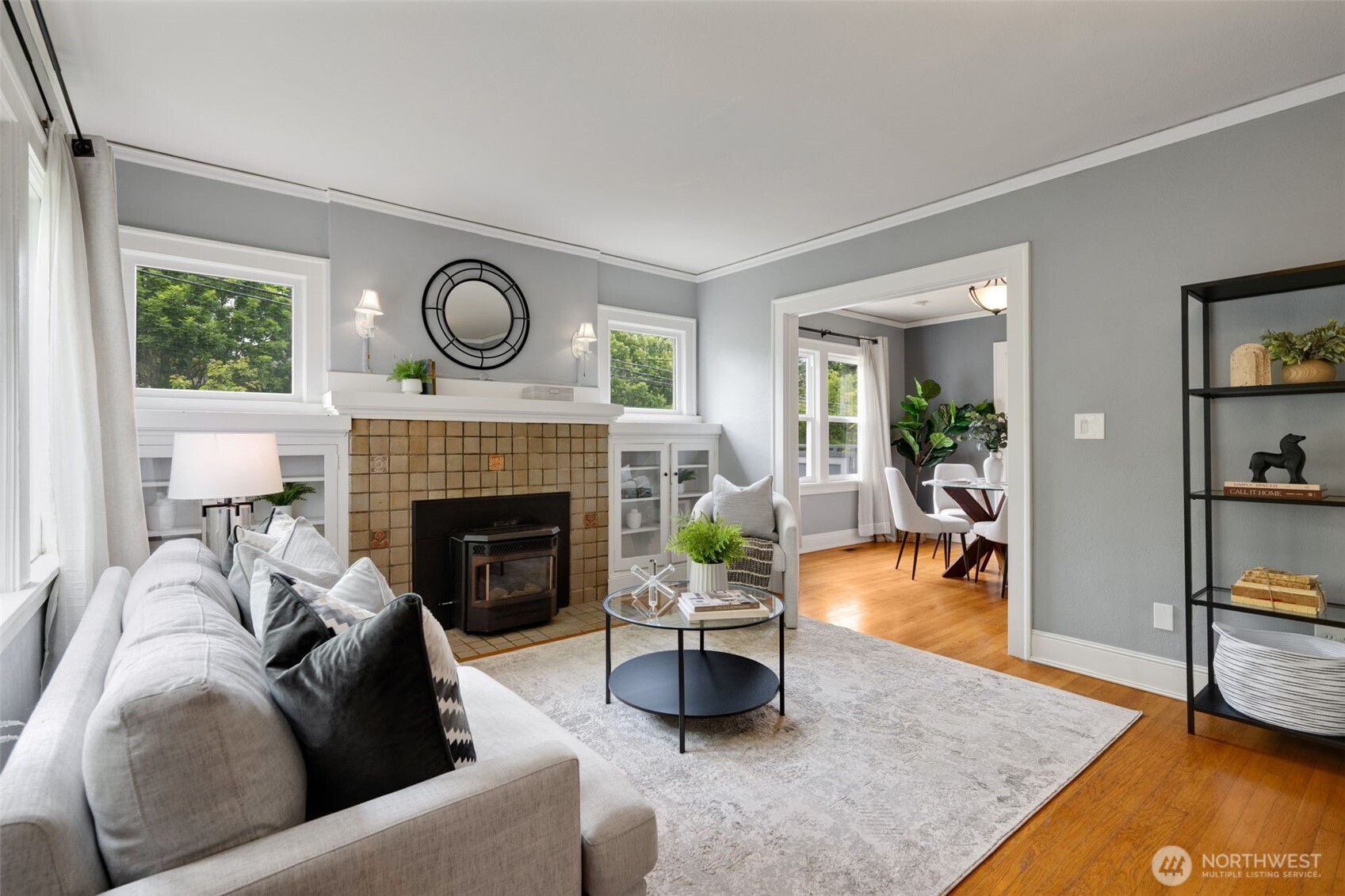 828 24th Avenue Seattle WA 98122