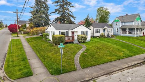 2230 Oakes Avenue Everett WA 98201