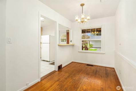 2230 Oakes Avenue Everett WA 98201