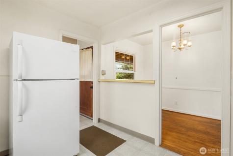 2230 Oakes Avenue Everett WA 98201