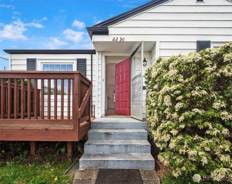 2230 Oakes Avenue Everett WA 98201