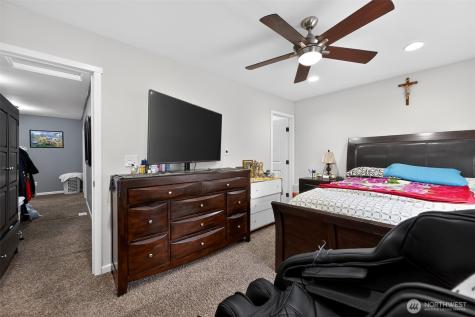 5007 NE 6th Street Renton WA 98059