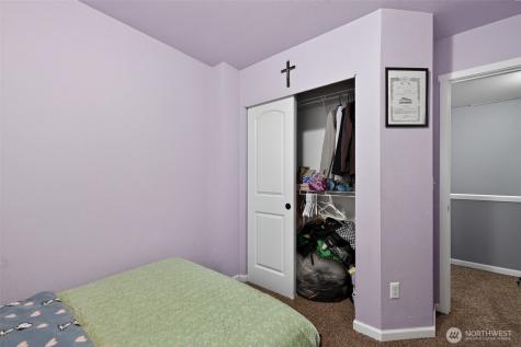 5007 NE 6th Street Renton WA 98059