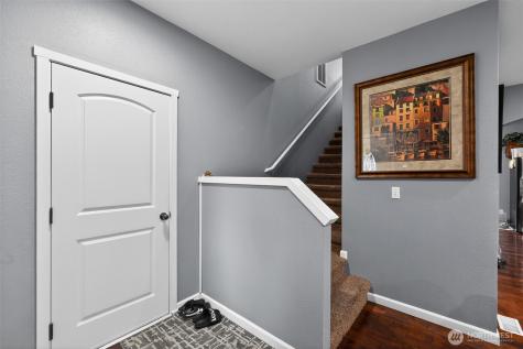 5007 NE 6th Street Renton WA 98059