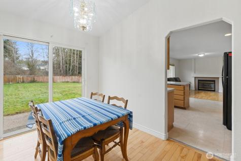 8201 295th St S Roy WA 98580