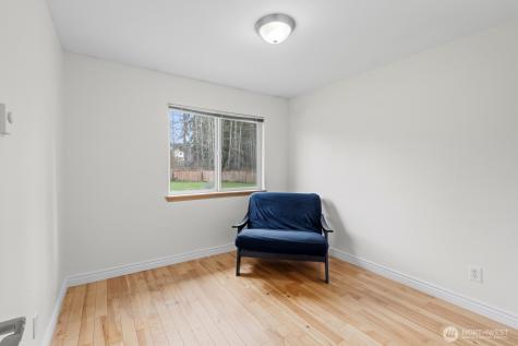 8201 295th St S Roy WA 98580