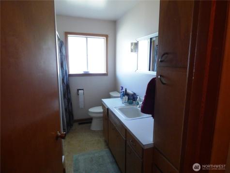 212 7th Street S Brewster WA 98812