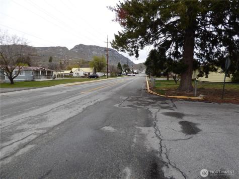 212 7th Street S Brewster WA 98812