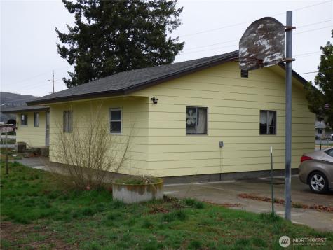 212 7th Street S Brewster WA 98812