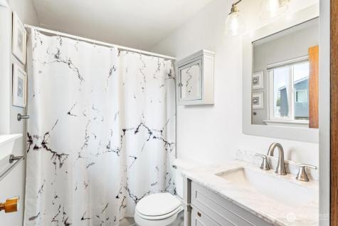 7502 46th Place NE Marysville WA 98270
