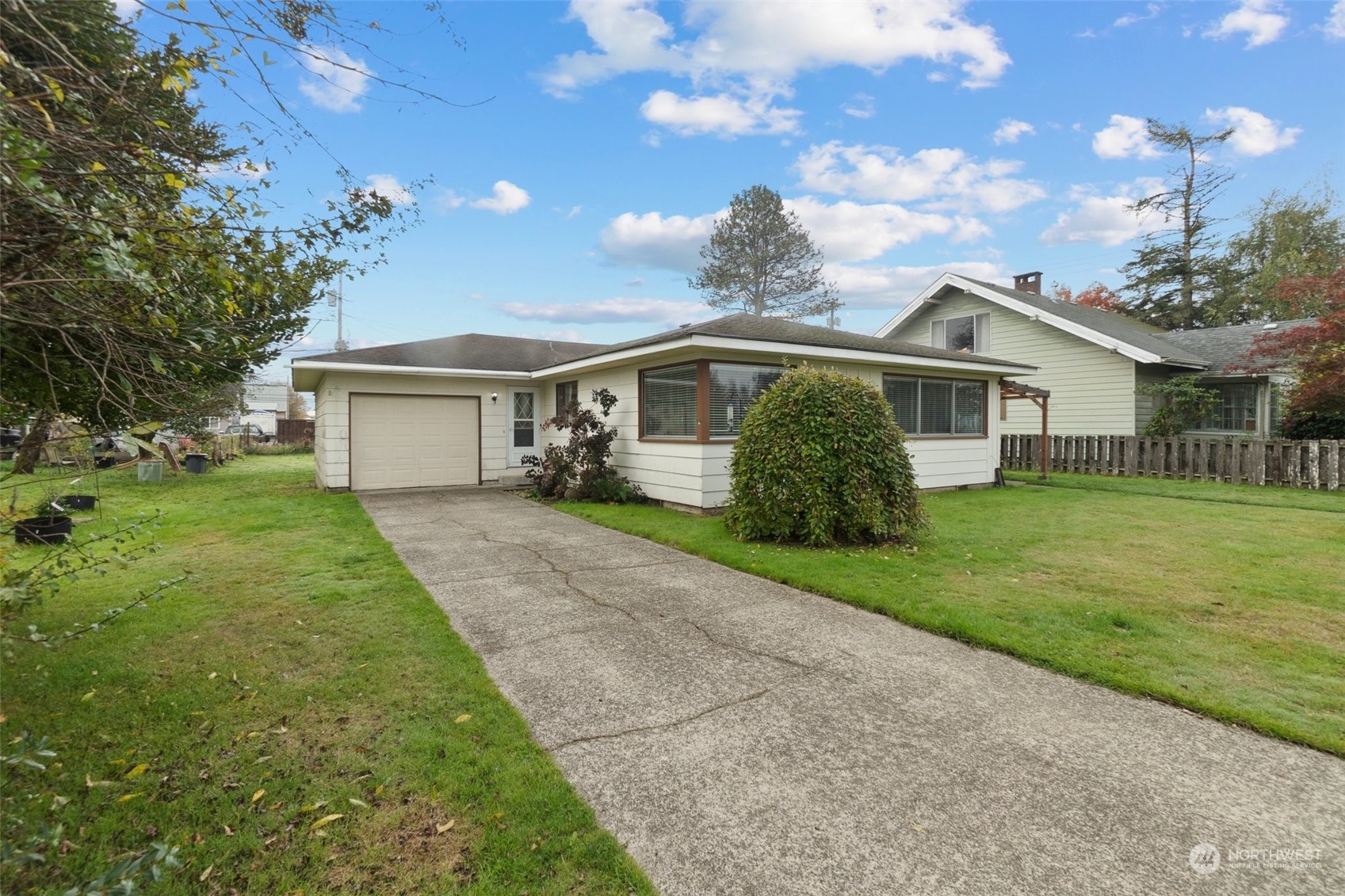 111 W Anderson Street Elma WA 98541