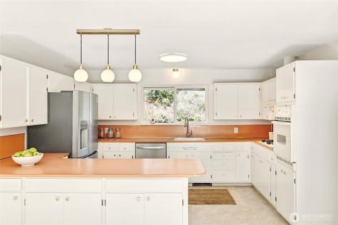 2209 NE 177th Street Shoreline WA 98155