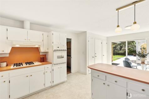 2209 NE 177th Street Shoreline WA 98155