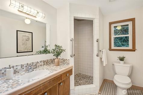 2209 NE 177th Street Shoreline WA 98155