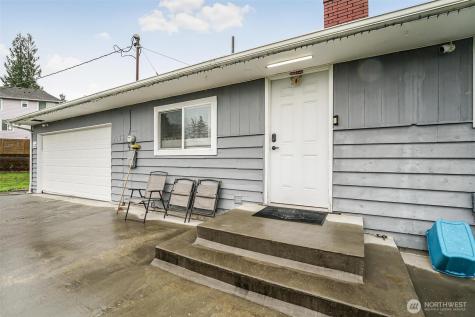 4736 164th Tukwila WA 98188