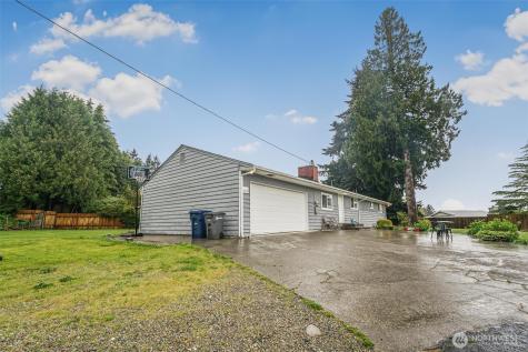 4736 164th Tukwila WA 98188