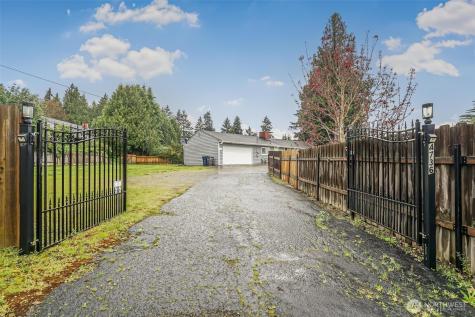 4736 164th Tukwila WA 98188