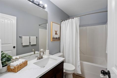 2368 Sand Dollar Road W Bremerton WA 98312