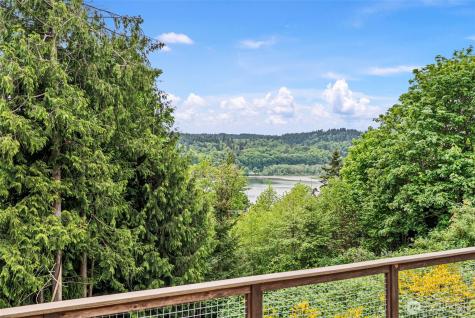 2368 Sand Dollar Road W Bremerton WA 98312