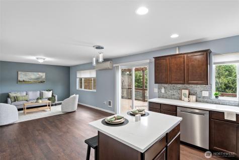 2368 Sand Dollar Road W Bremerton WA 98312
