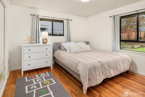 11340 Alton Avenue NE Seattle WA 98125