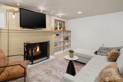 11340 Alton Avenue NE Seattle WA 98125
