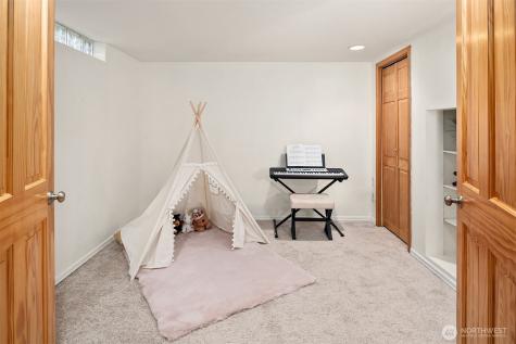 11340 Alton Avenue NE Seattle WA 98125