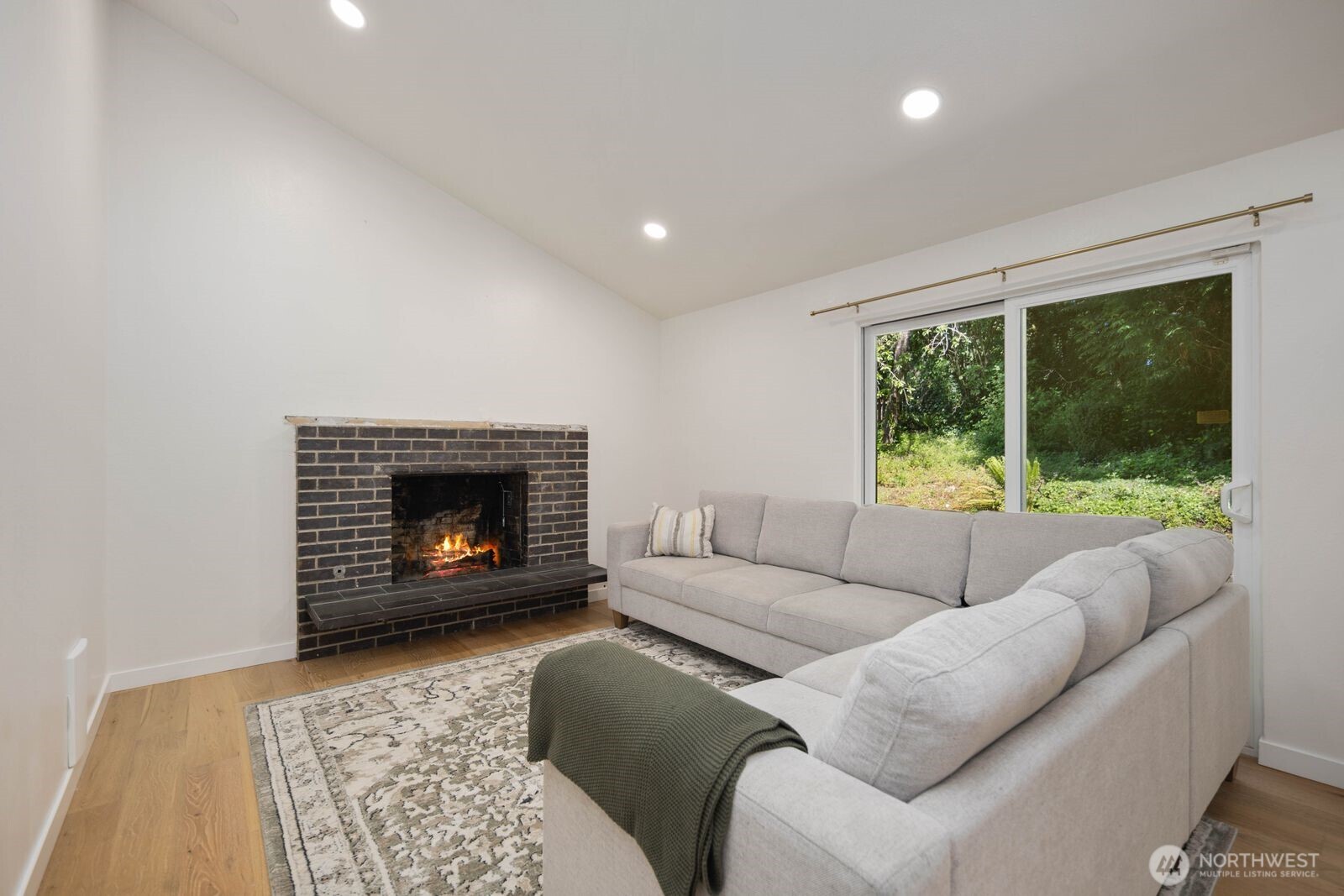 2225 107th Avenue E Edgewood WA 98372