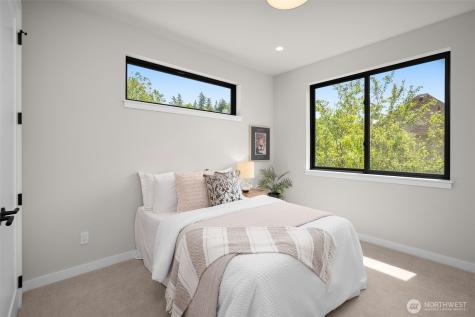 2728 63rd Avenue SE Mercer Island WA 98040