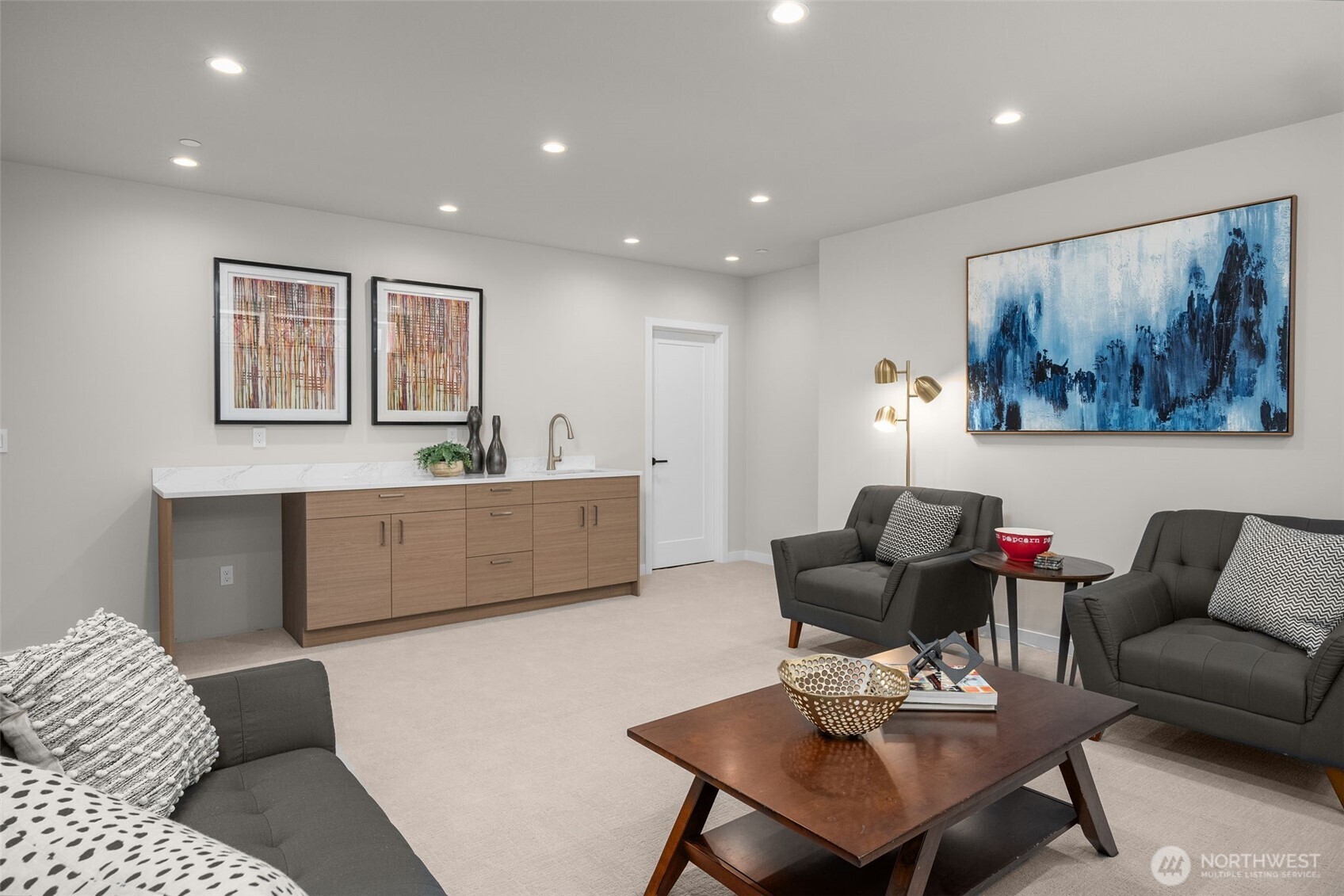 2728 63rd Avenue SE Mercer Island WA 98040