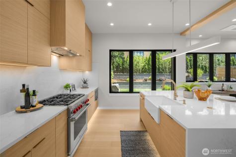 2728 63rd Avenue SE Mercer Island WA 98040