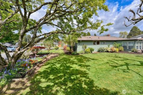 1724 Sunset Drive Burlington WA 98233