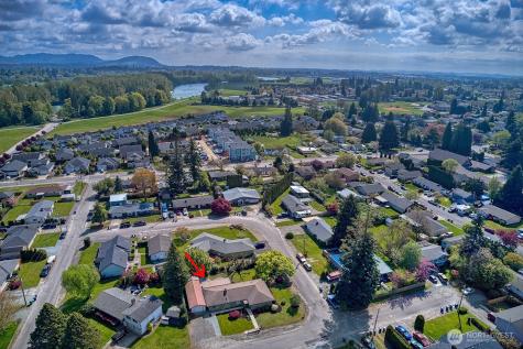 1724 Sunset Drive Burlington WA 98233