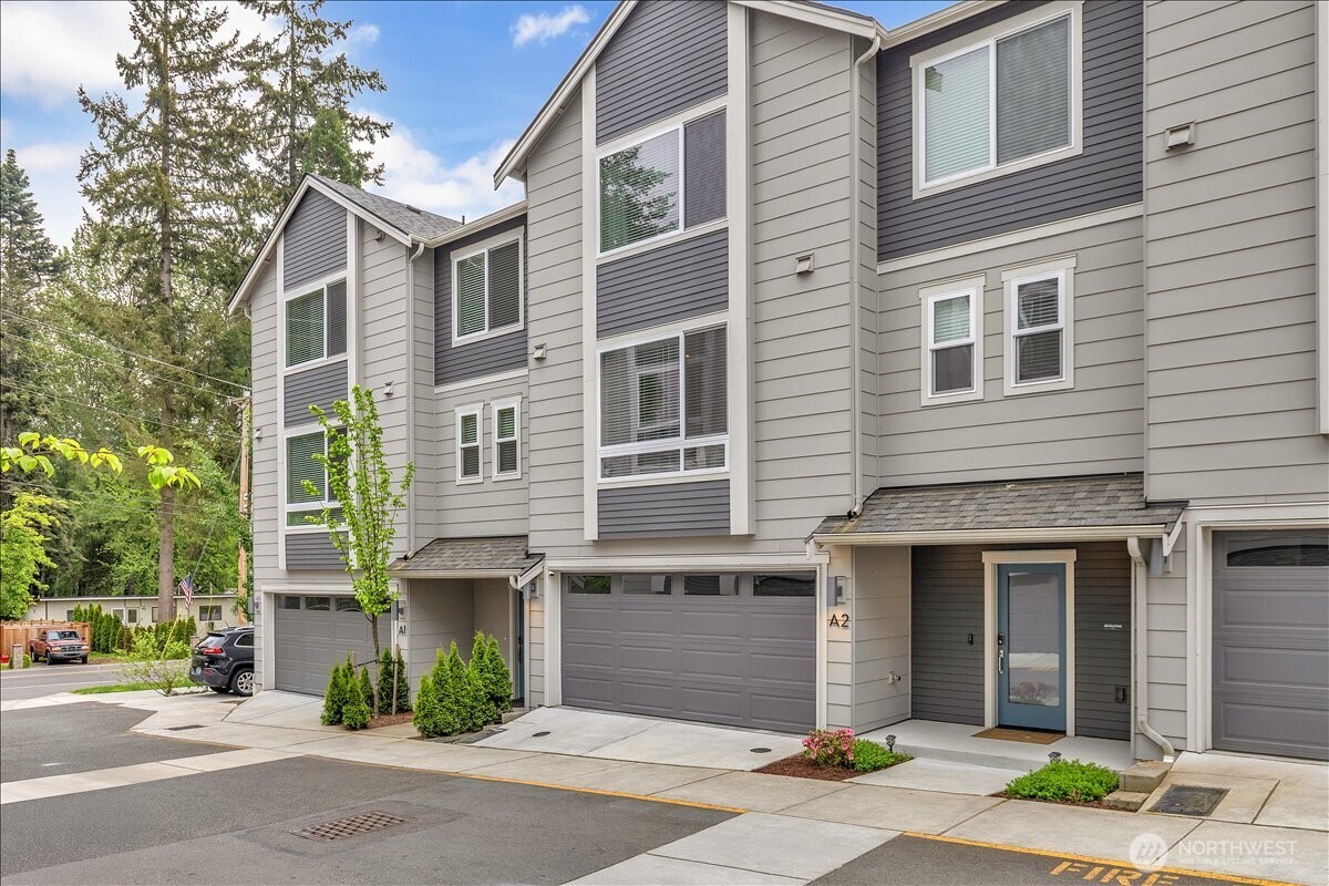 13628 Manor Way Lynnwood WA 98087