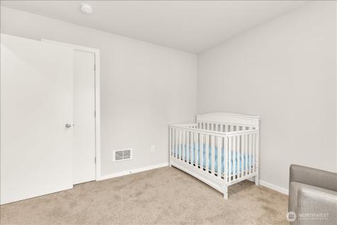 13628 Manor Way Lynnwood WA 98087