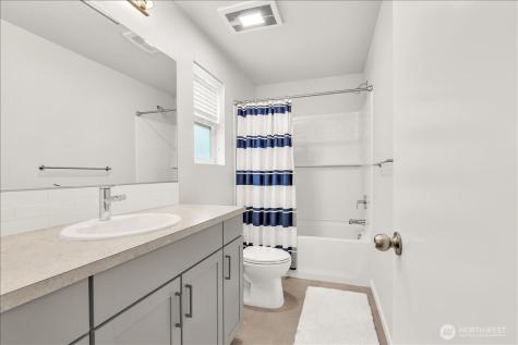 13628 Manor Way Lynnwood WA 98087
