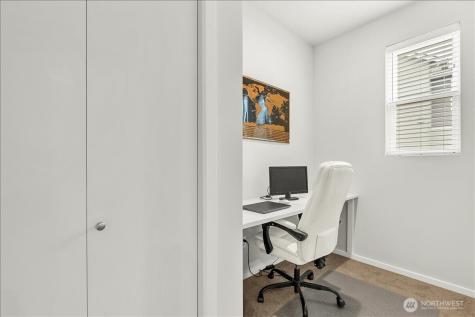 13628 Manor Way Lynnwood WA 98087