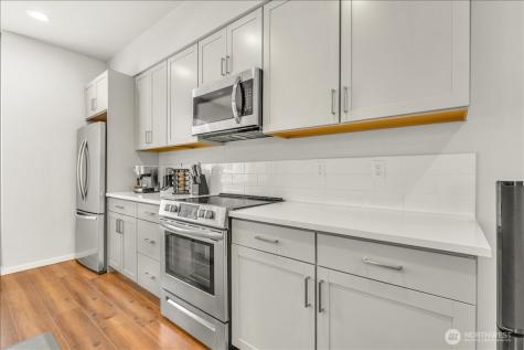 13628 Manor Way Lynnwood WA 98087