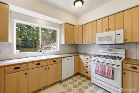 379 NW Mosher Canyon Road Bremerton WA 98311